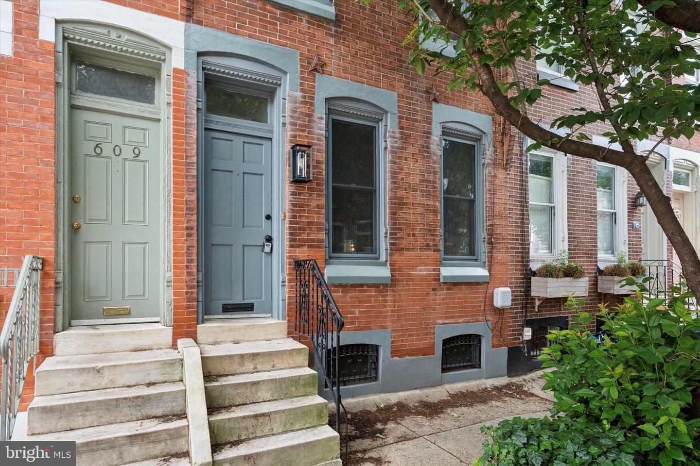 Property Photo: 611 S 26th Street PA 19146