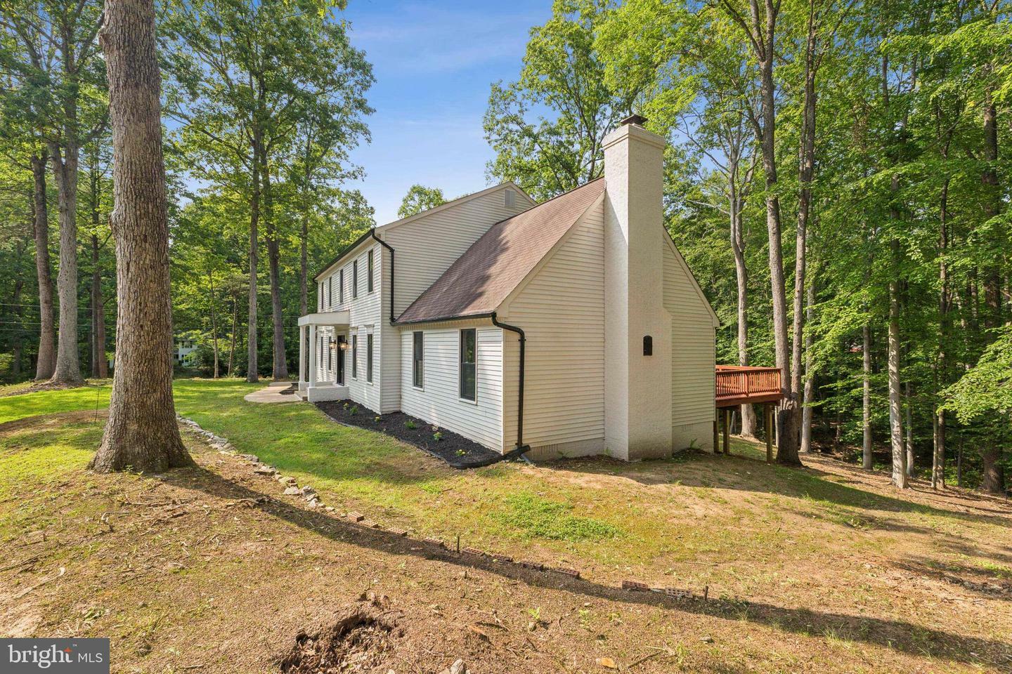 Property Photo: 13505 Richie Court VA 20112