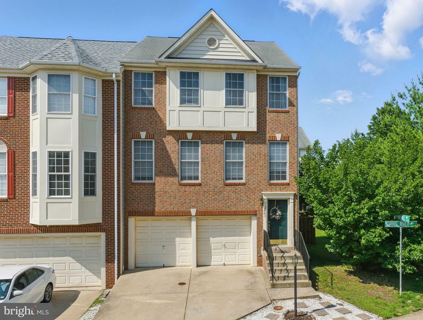 Property Photo: 12000 Sorrel River Way VA 20109