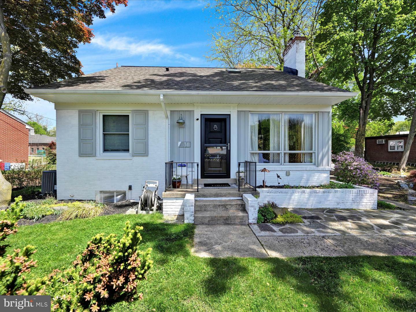 Property Photo: 311 Abbeyville Road PA 17603