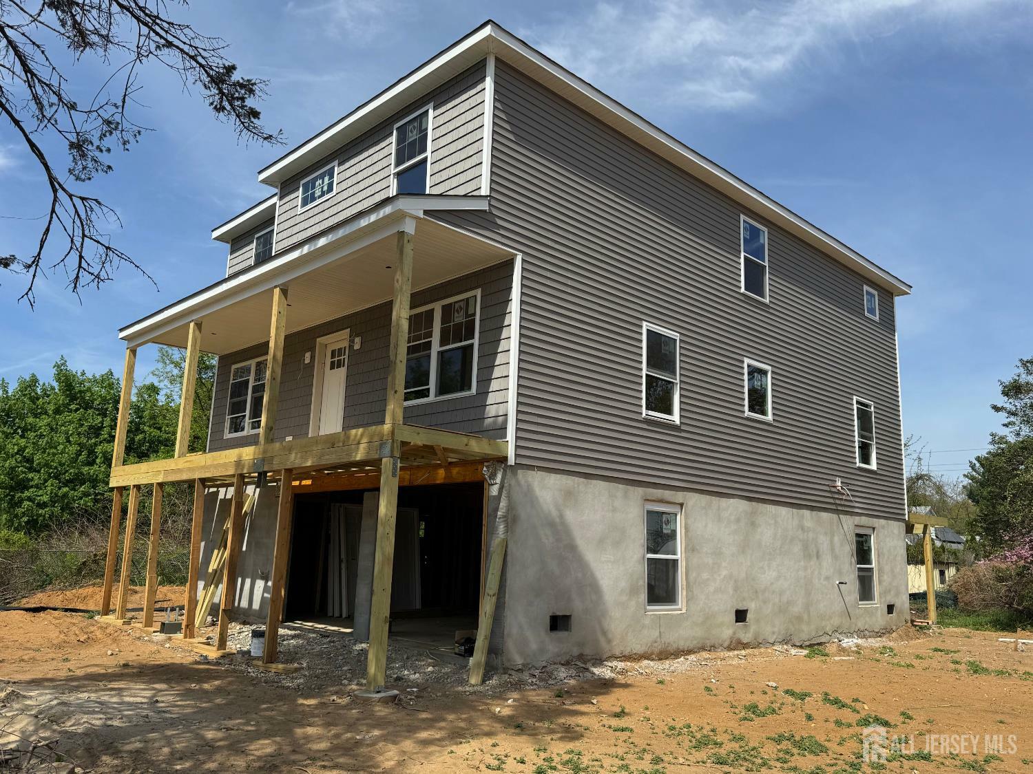 Property Photo:  17 John Street  NJ 08872 