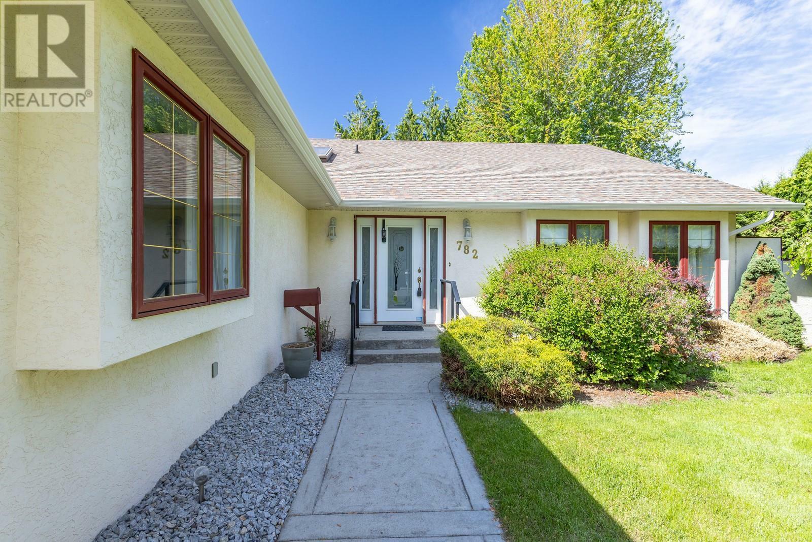 Property Photo: 782 Varney Court BC V1W 3Z2