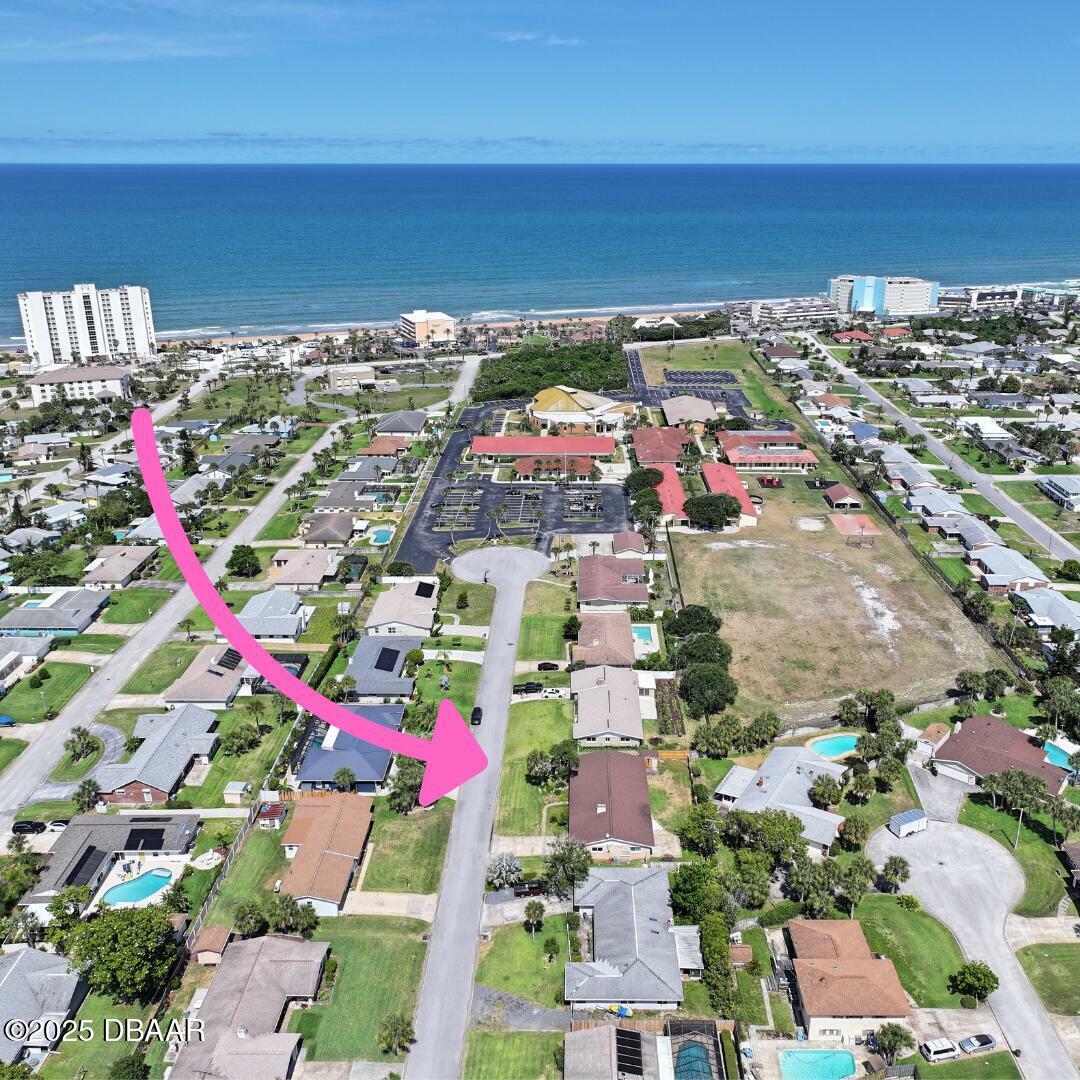 Property Photo: 106 Banyan Drive FL 32176