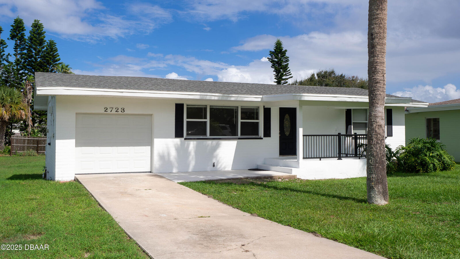 Property Photo:  2723 S Peninsula Drive  FL 32118 