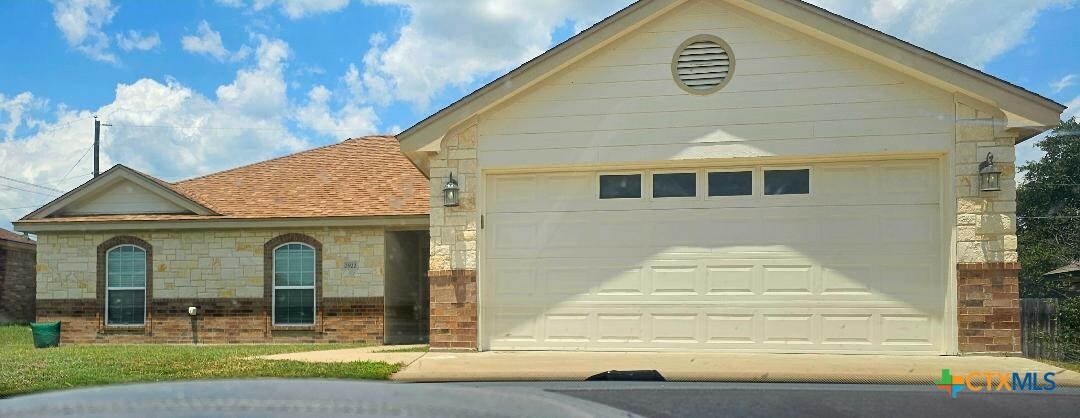 Property Photo:  2922 Starlight Drive  TX 76522 