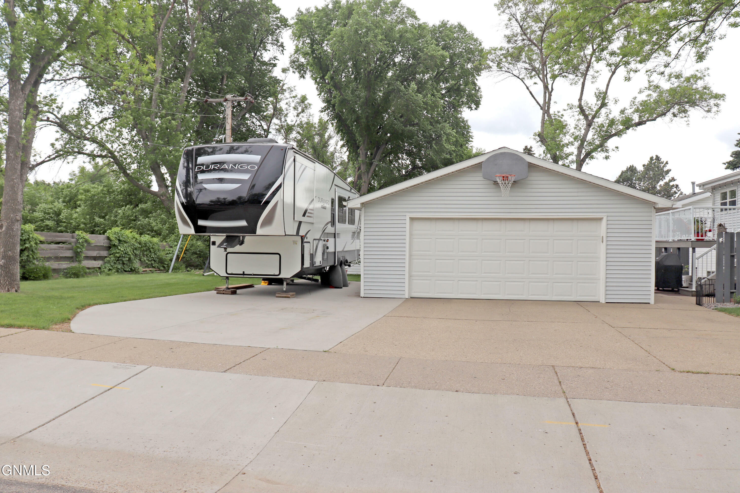 Property Photo:  1915 Bell Street N  ND 58501 