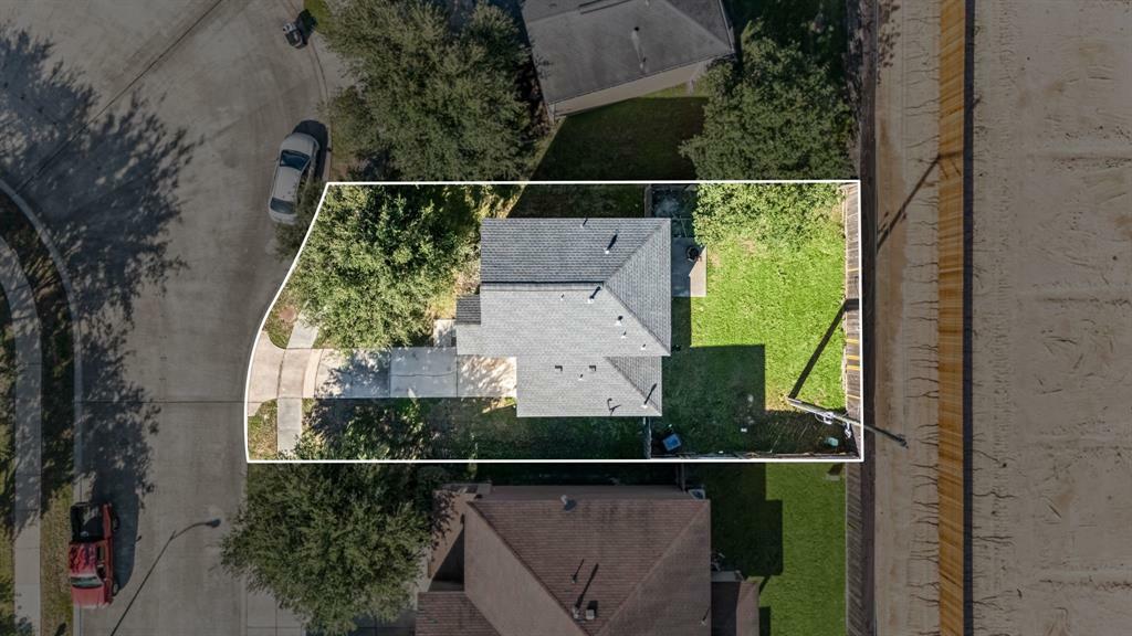 Property Photo: 822 Ellerton Lane TX 77090