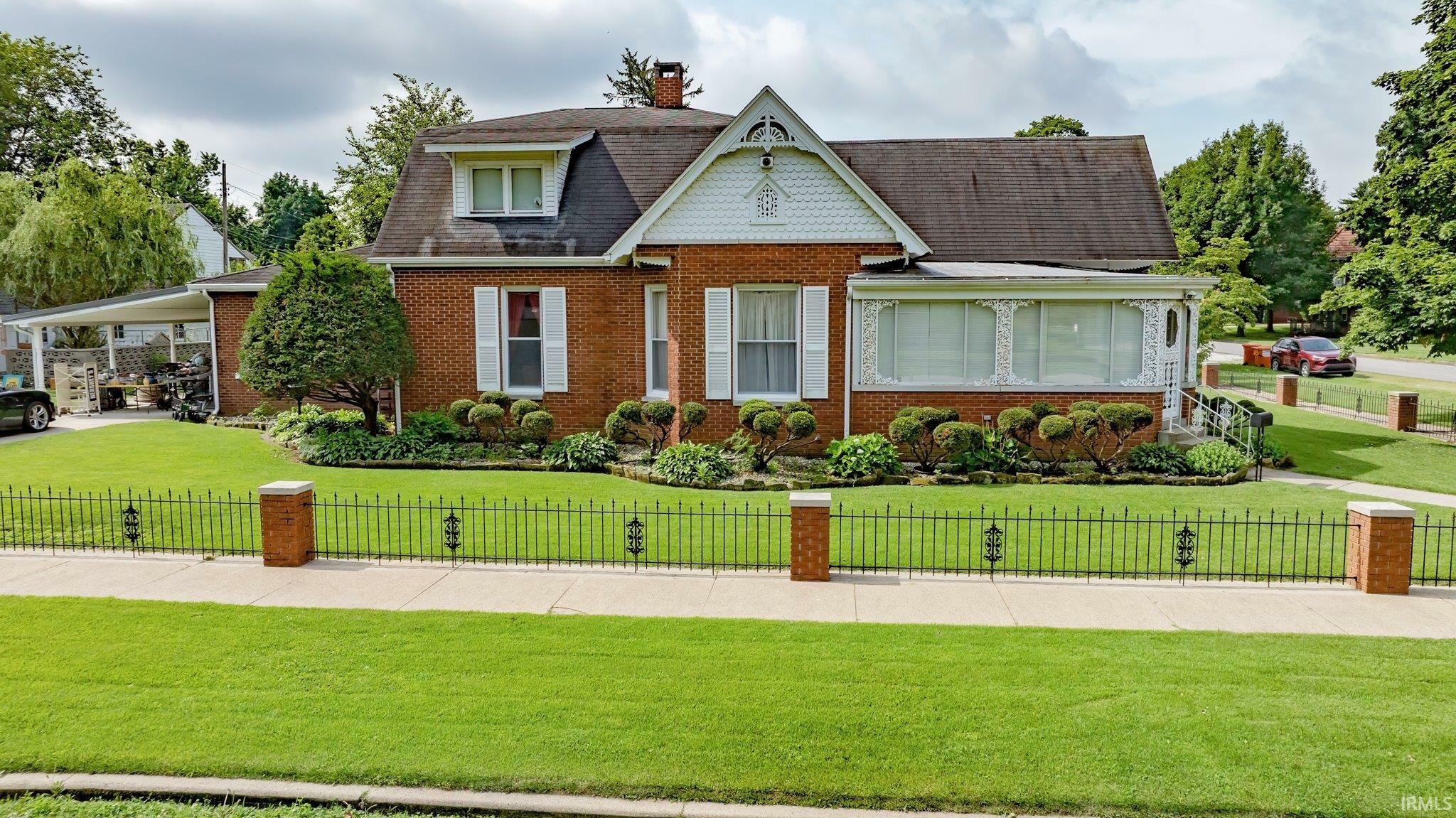Property Photo: 27 N Edwards Street IN 47471