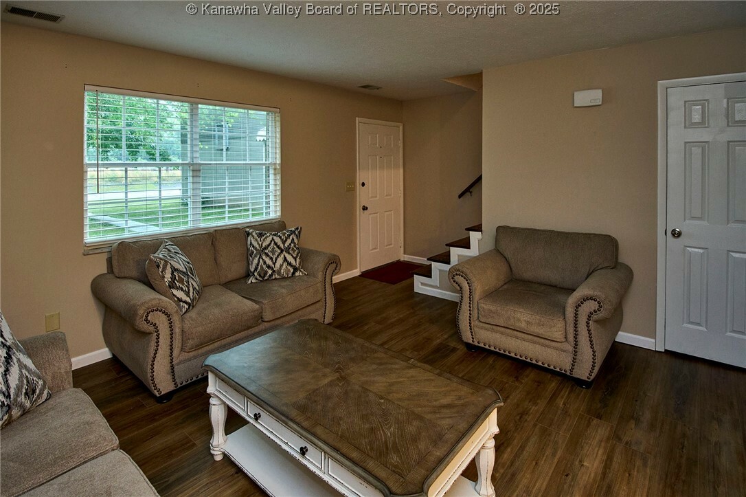Property Photo: 121 1st Avenue WV 25303