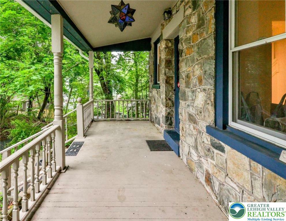 Property Photo: 827 S Lynn Street PA 18015