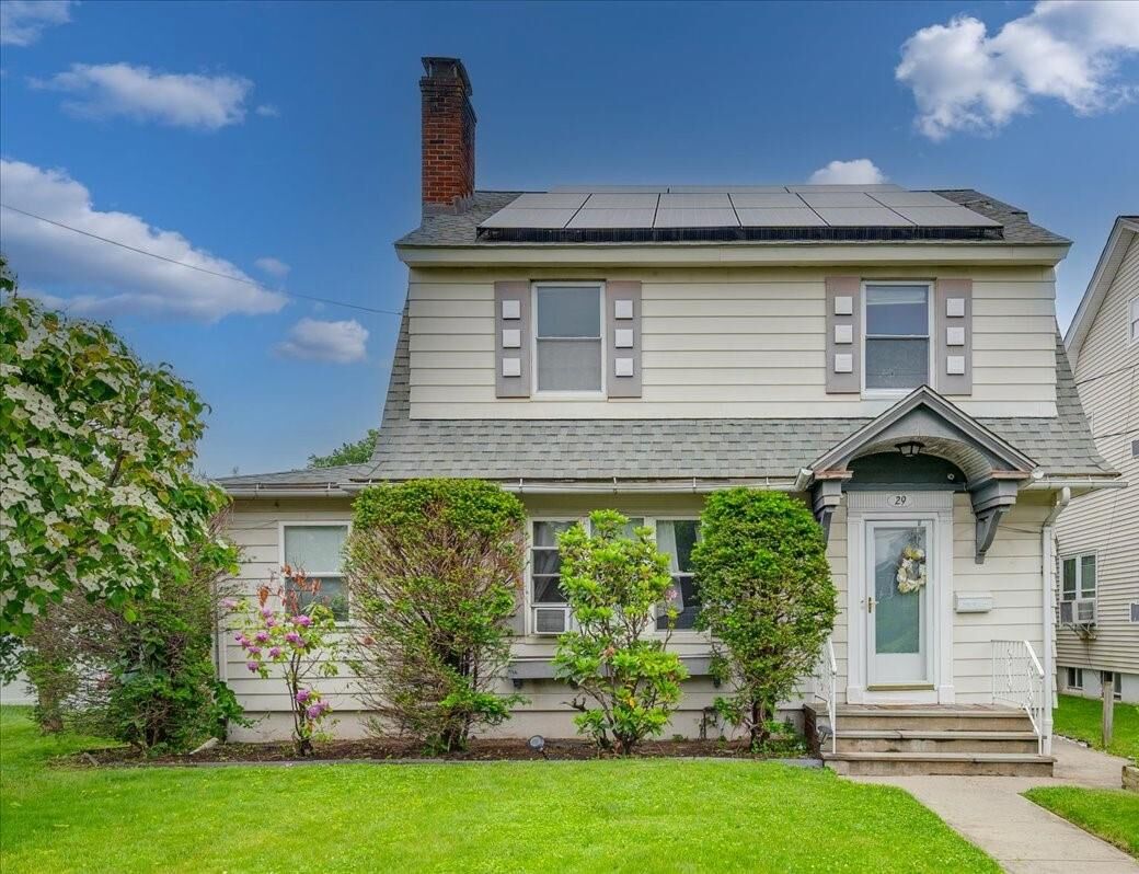 Property Photo: 29 Pratt Street NY 10801