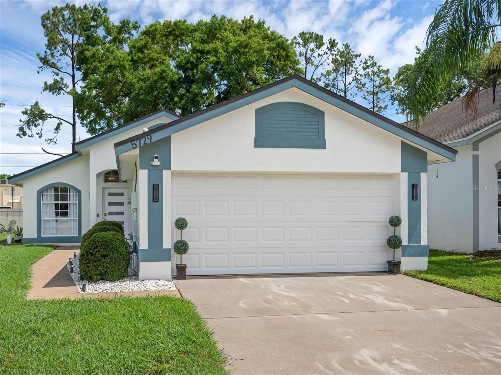 Property Photo: 5729 Norman H Cutson Drive FL 32821