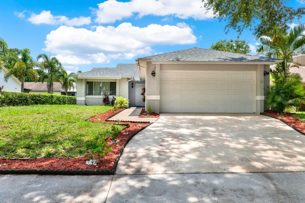 Property Photo: 963 Beach Breeze Drive FL 32835