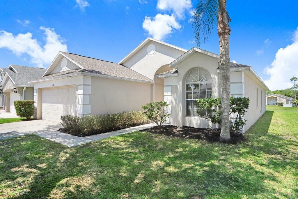Property Photo: 4921 Wessex Way FL 34638