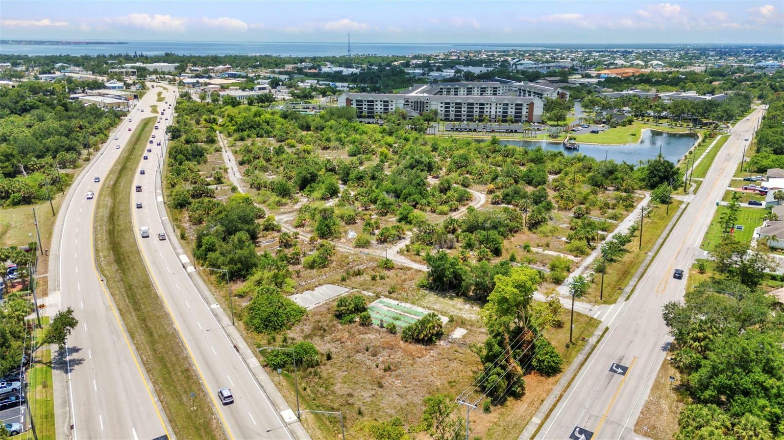 Property Photo: 4135 Kings Hwy FL 33980