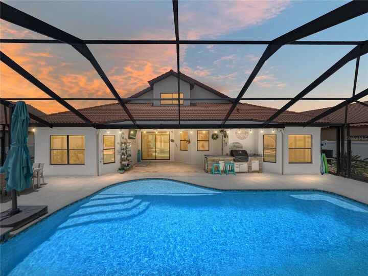 Property Photo:  3939 Sunset Lake Drive  FL 33810 