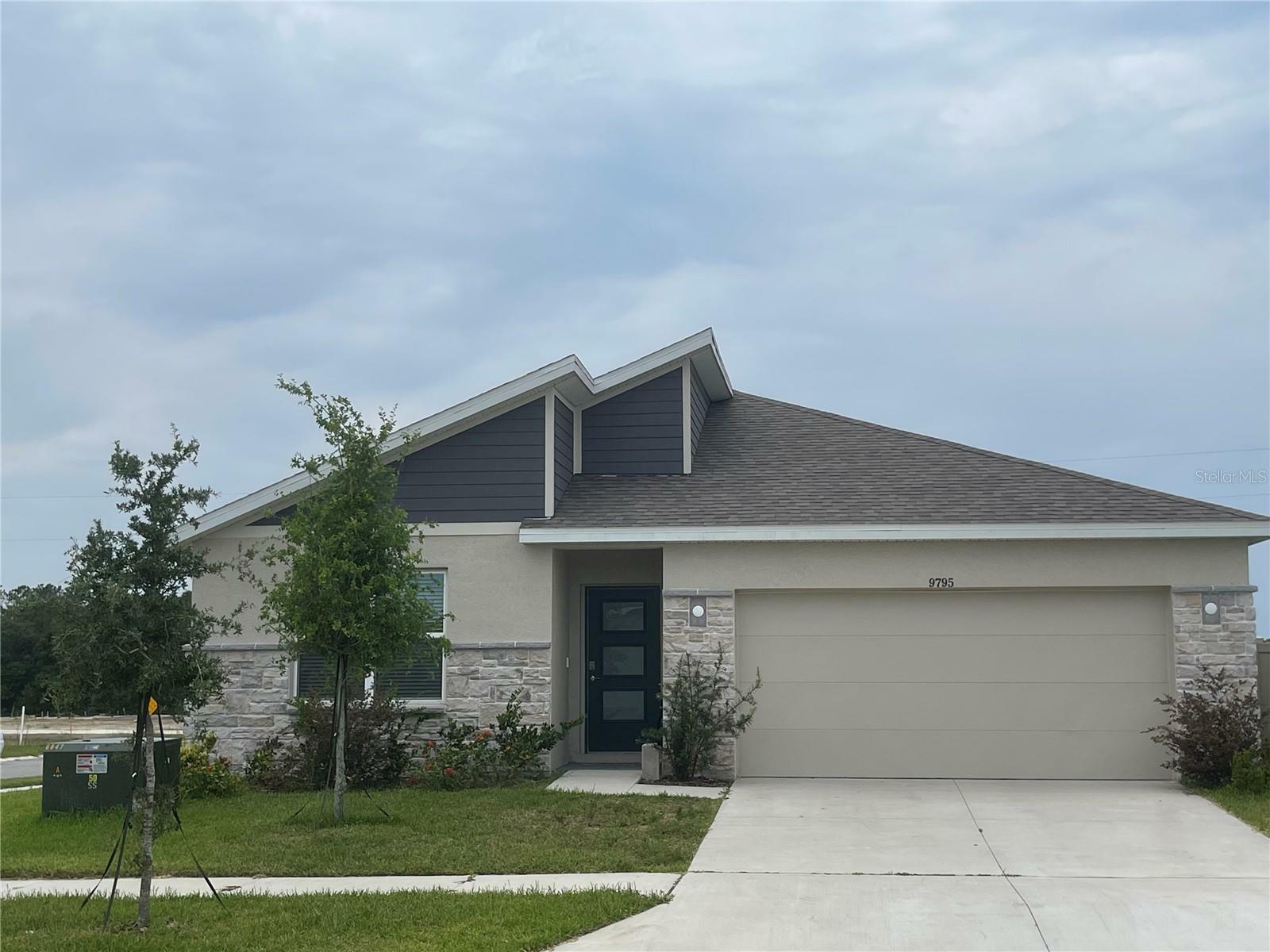 Property Photo: 9795 Crescent Ray Drive FL 33545