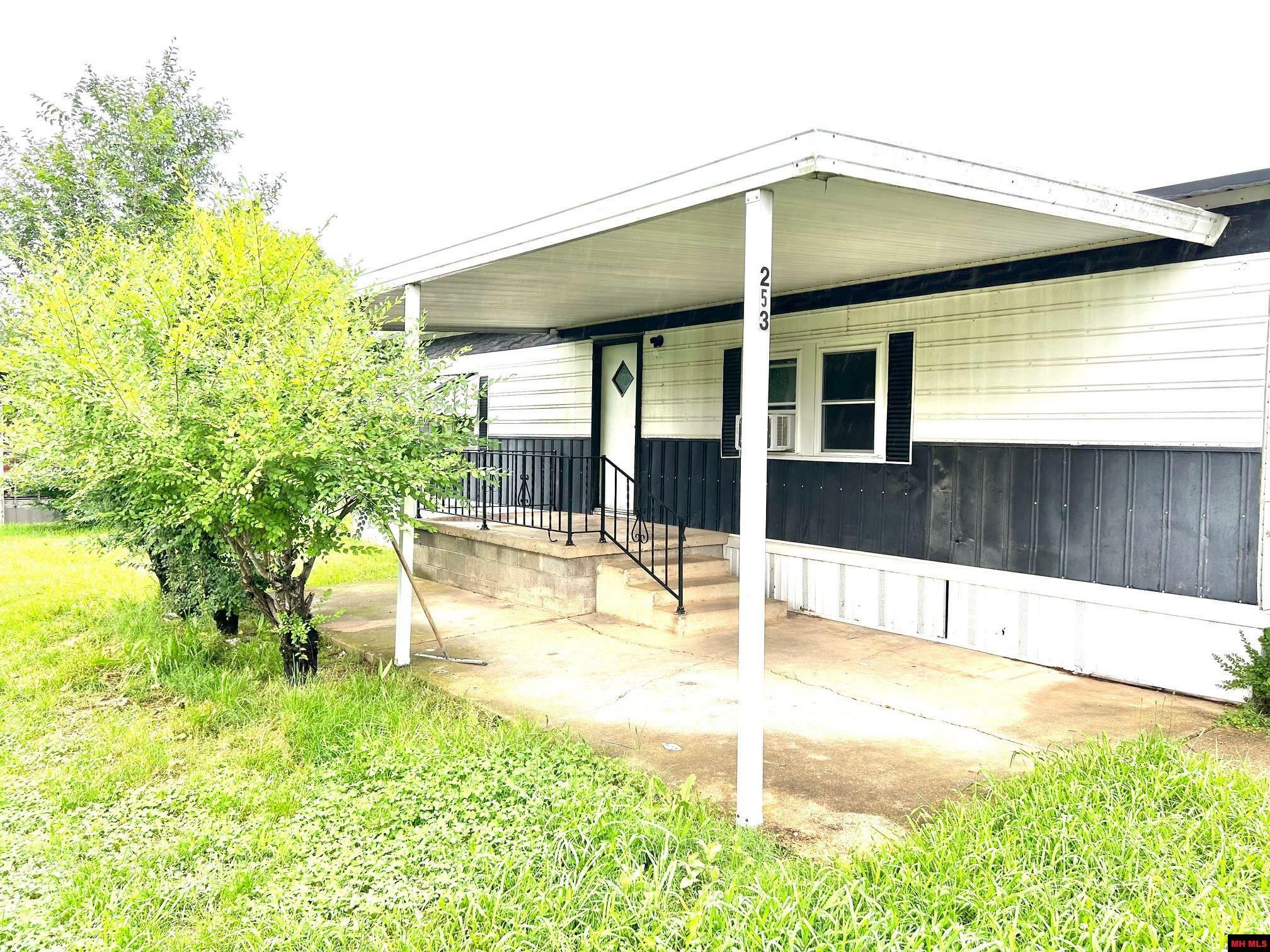 Property Photo: 253 Cr 27 AR 72653