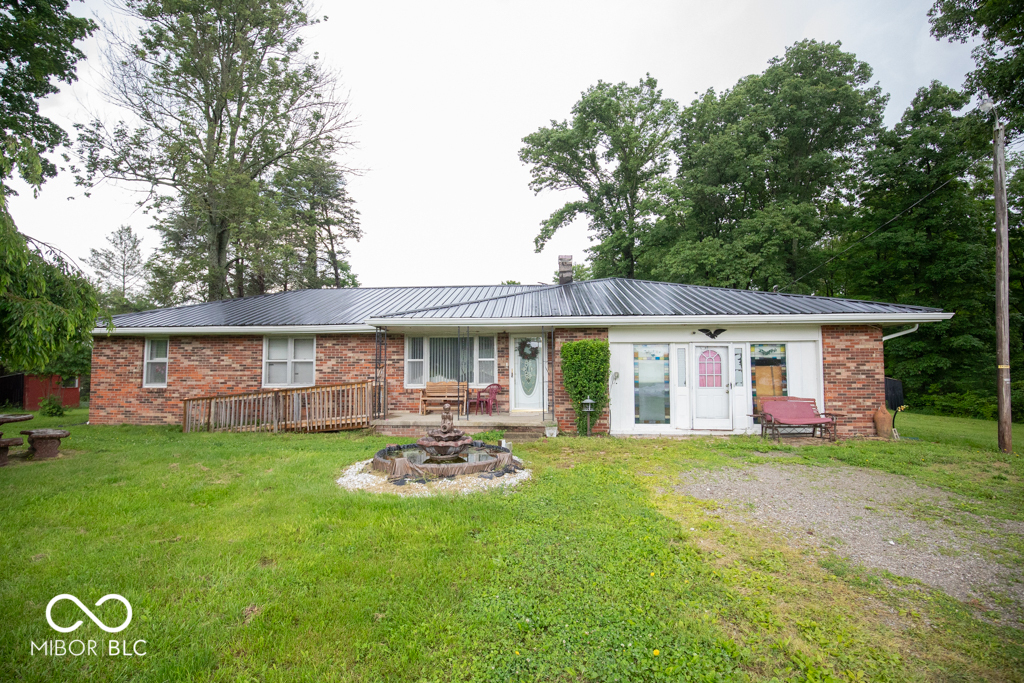 Property Photo: 3010 W County Road 675 N IN 47265