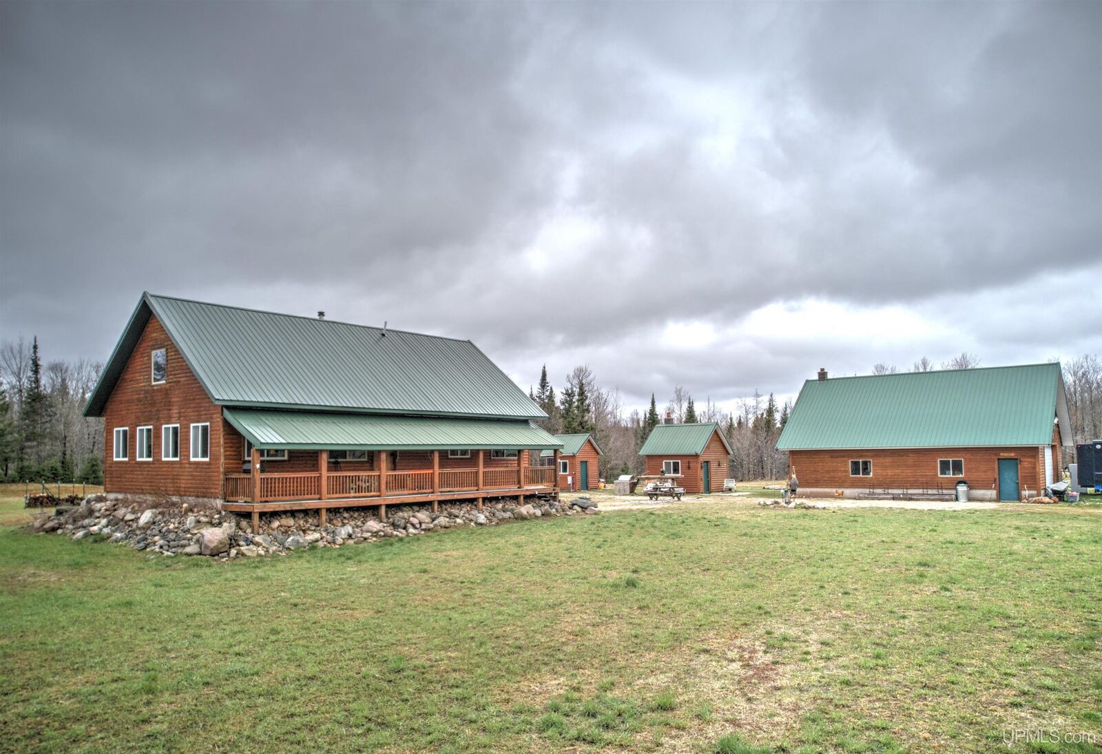 Property Photo:  3749 N US41 Highway  MI 49891 