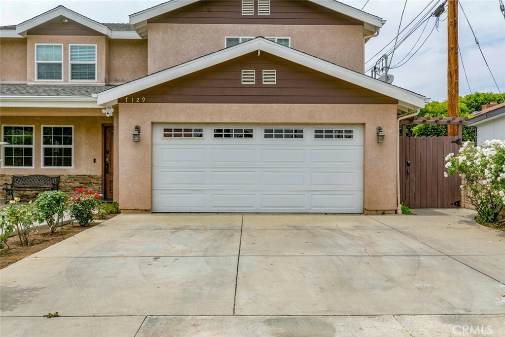 Property Photo:  7129 Forbes Avenue  CA 91406 