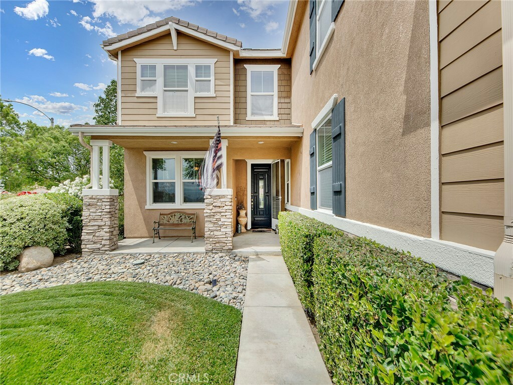Property Photo:  20361 Julia Lane  CA 91350 