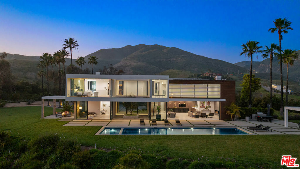 5601 Kanan Dume Road  Malibu CA 90265 photo