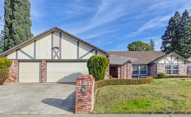 1421 Champion Oaks Drive  Roseville CA 95661 photo