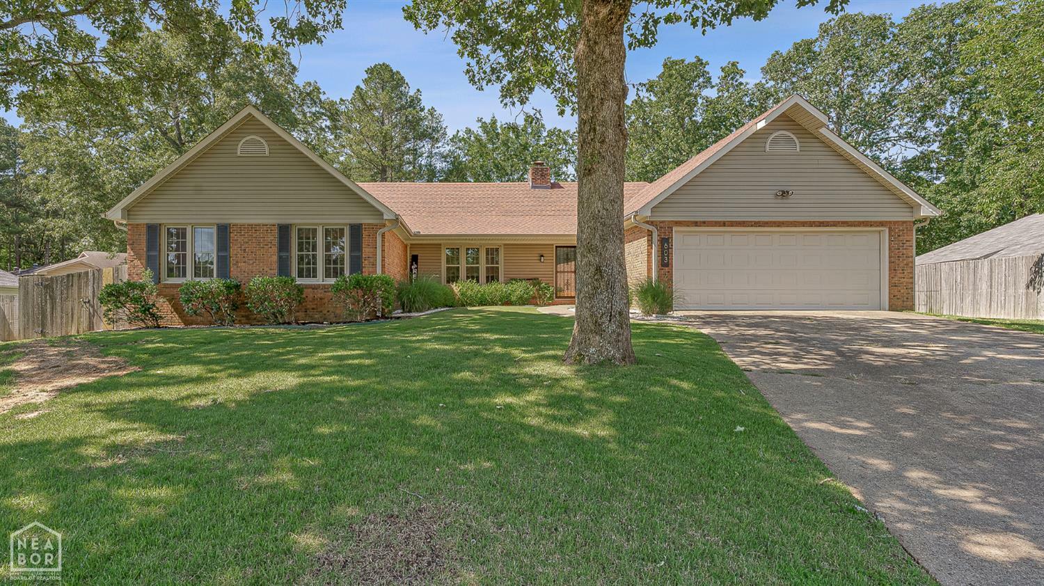 Property Photo: 603 Arrowhead Drive AR 72401