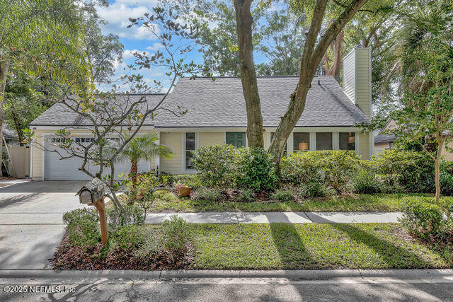Property Photo: 4753 Marsh Hammock Drive W FL 32224