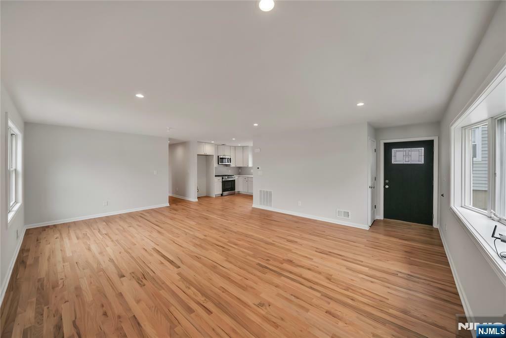 800 Pleasantview Terrace  Ridgefield NJ 07657 photo