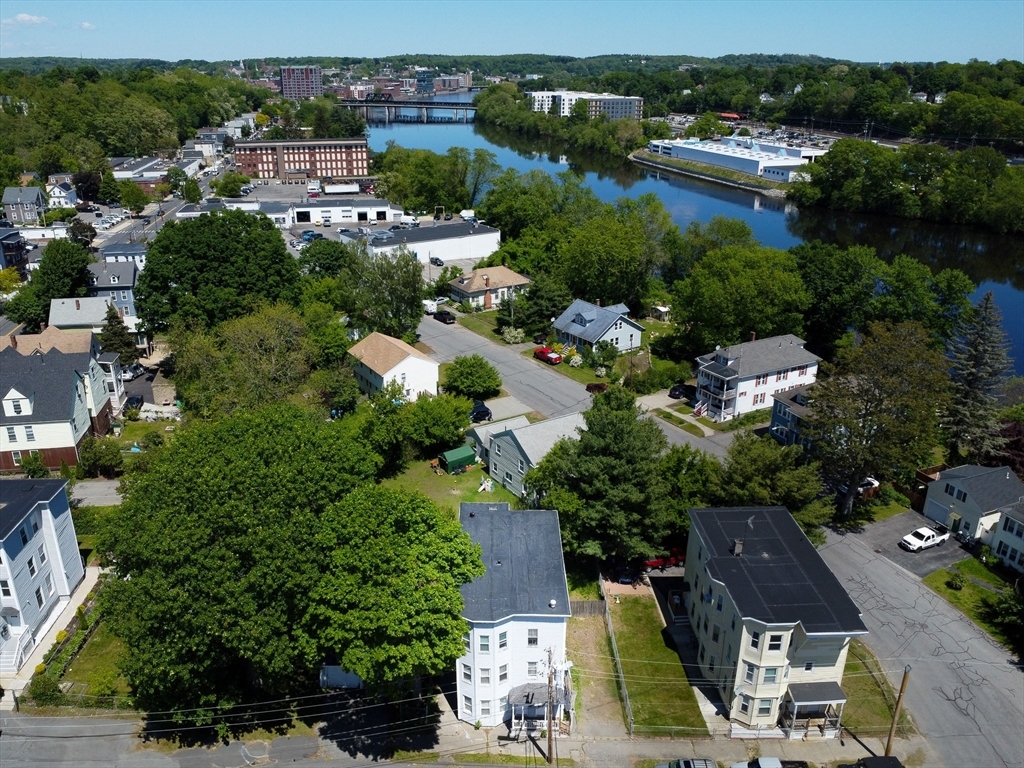 Property Photo: 9-11 Beach St MA 01832
