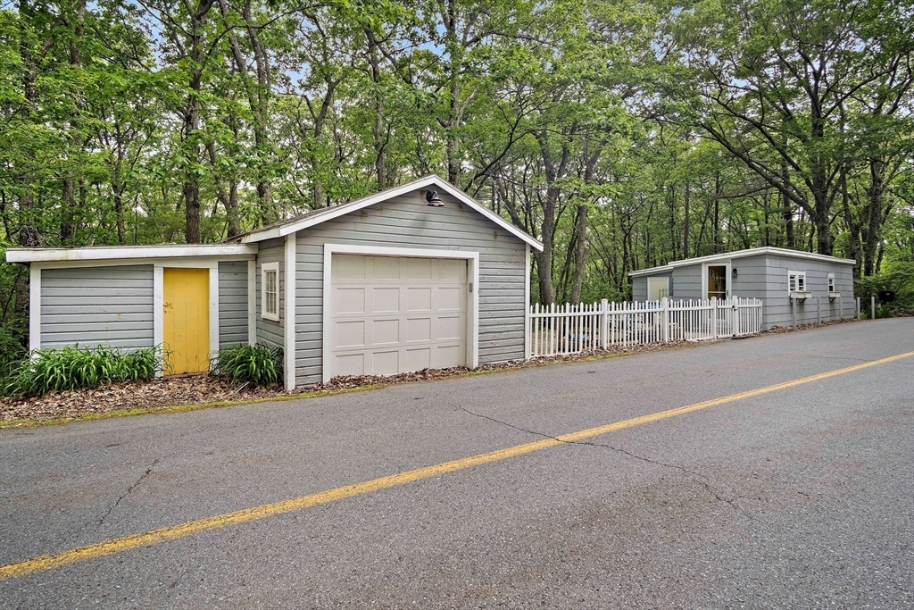 Property Photo: 313 Whiley Rd + 0 York Trail MA 01450