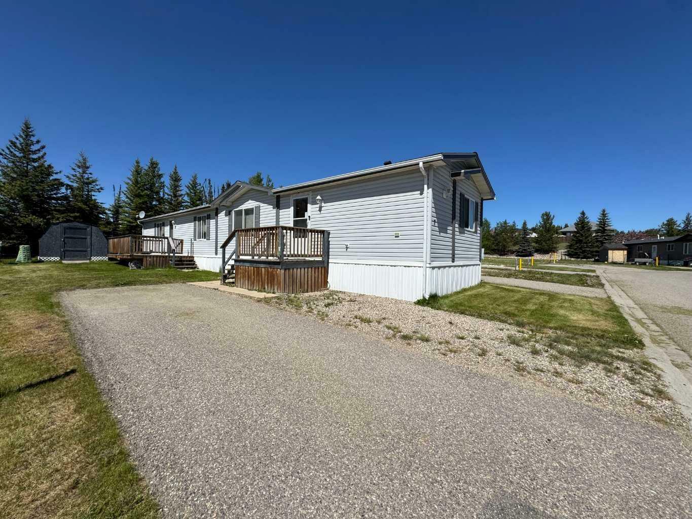 Property Photo:  851 63 Street 7  AB T7E 0A2 