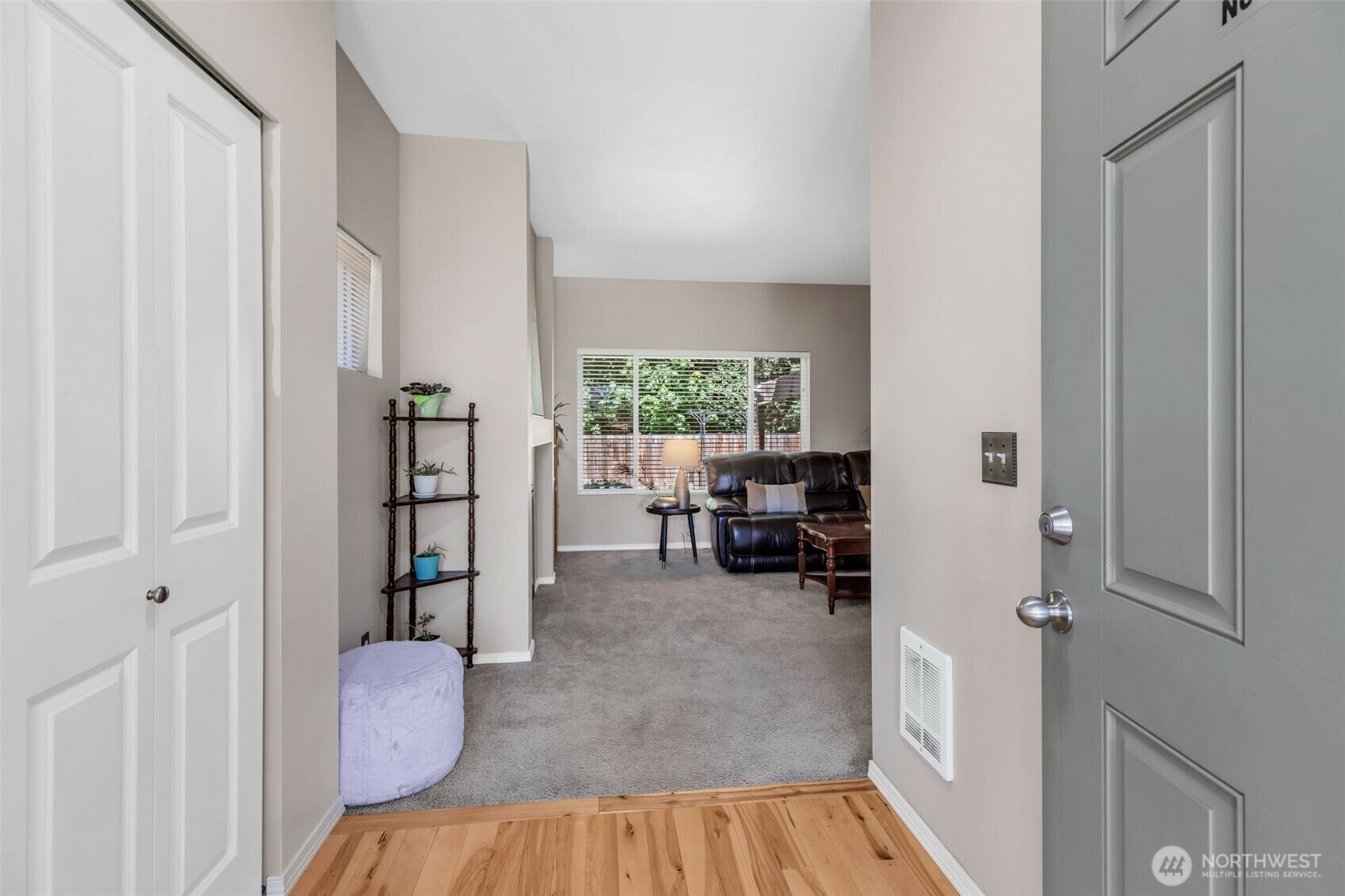 Property Photo: 1057 43rd Court NE WA 98002