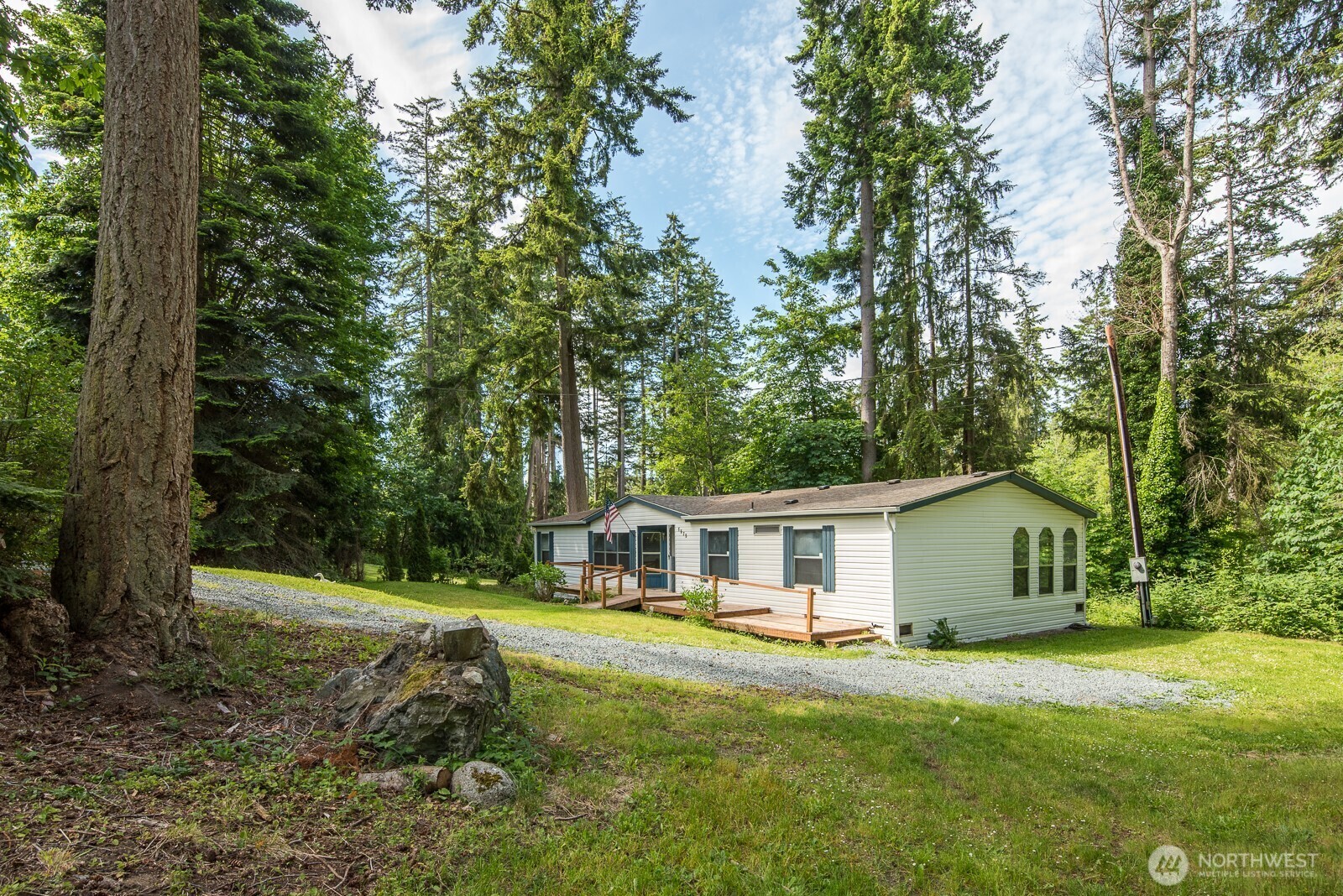 Property Photo:  1676  Oak Ridge Dr  WA 98282 