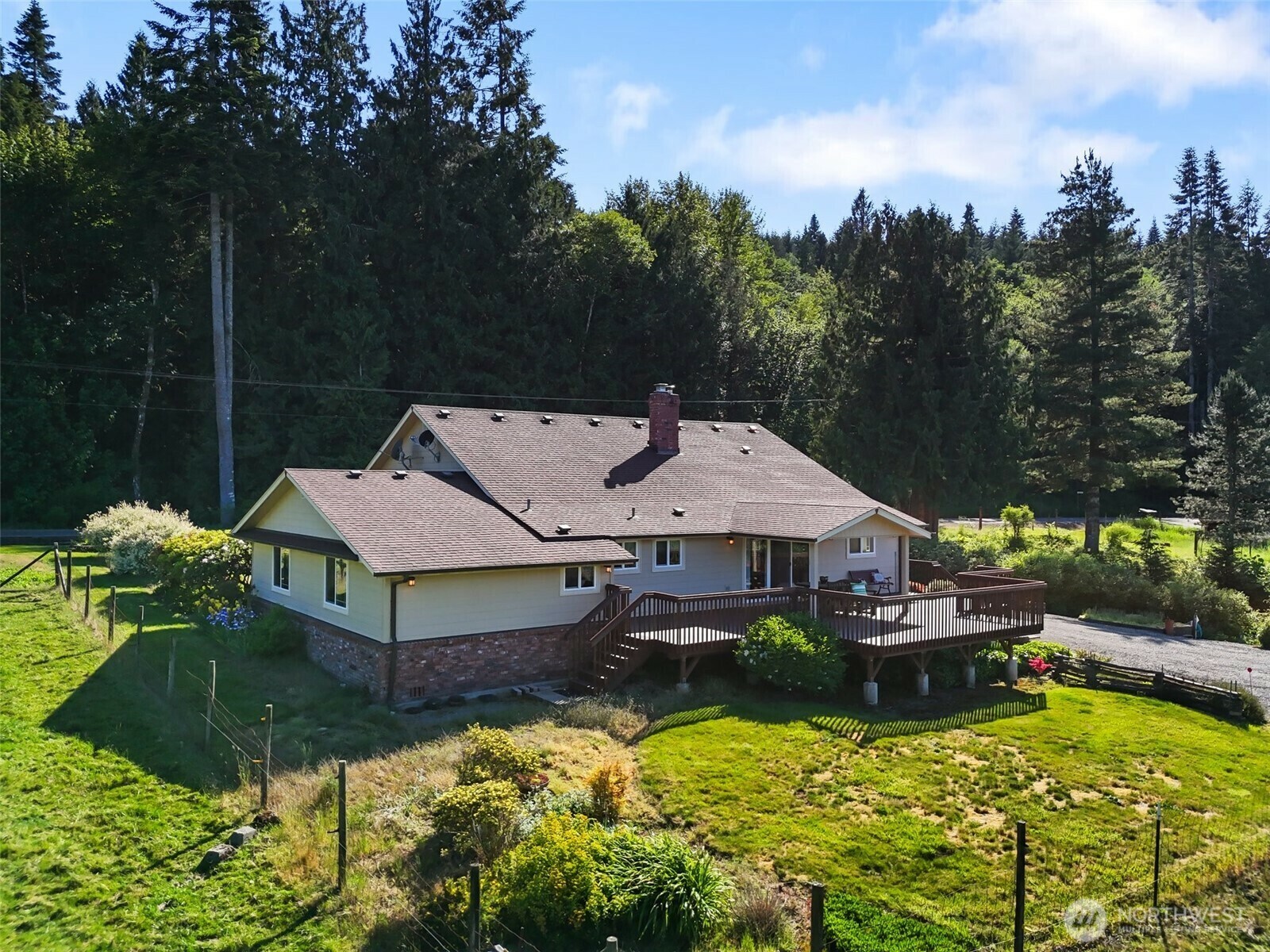 Property Photo: 735 Coal Creek Road WA 98532