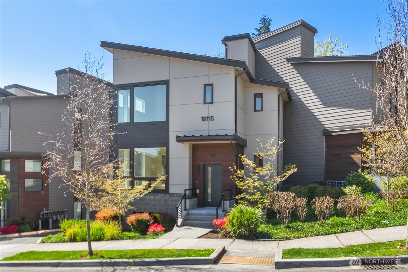 18115  65th Avenue NE 101  Kenmore WA 98028 photo