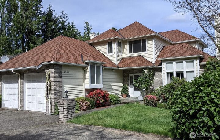 9516 SE 71st Street  Mercer Island WA 98040 photo