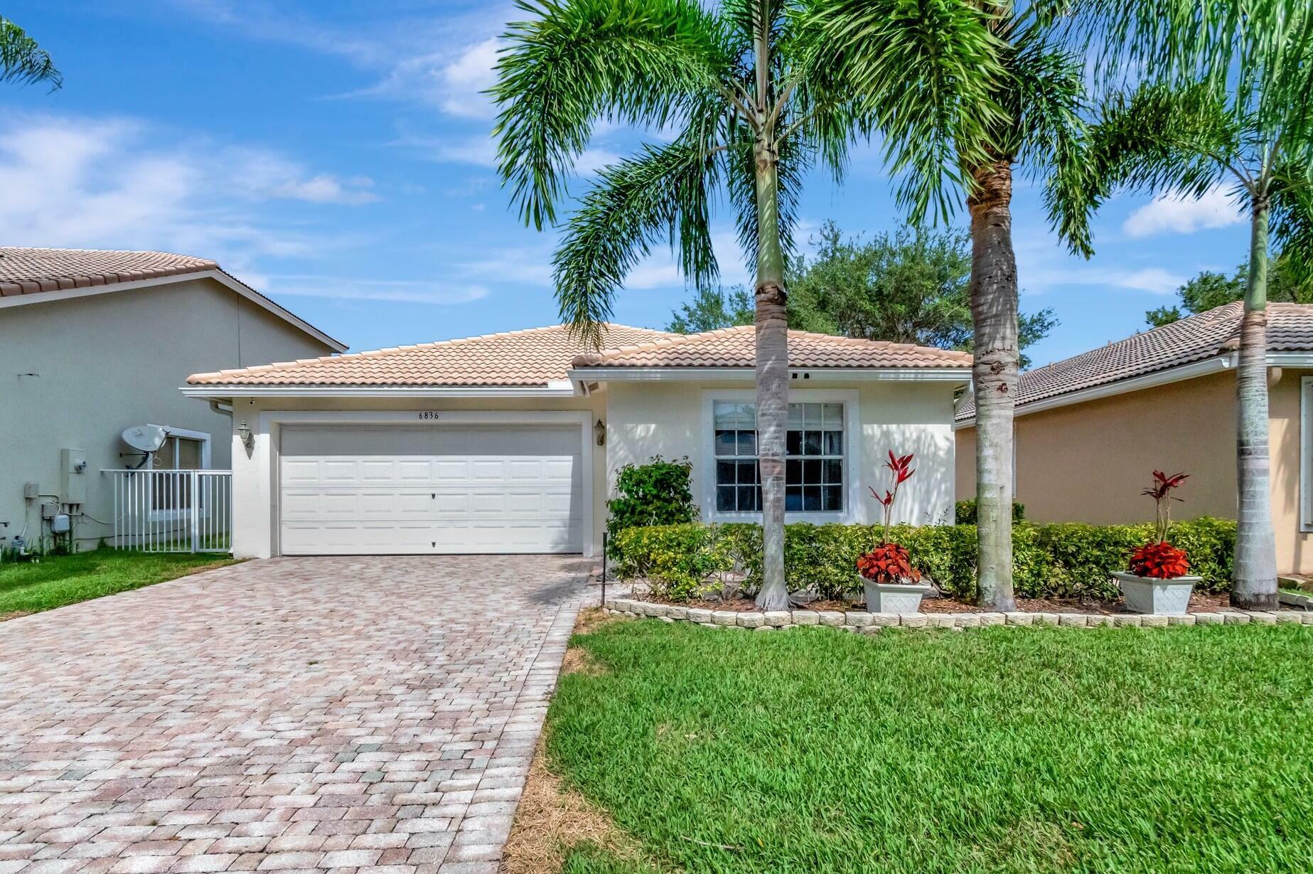Property Photo: 6836 Hendry Drive FL 33463