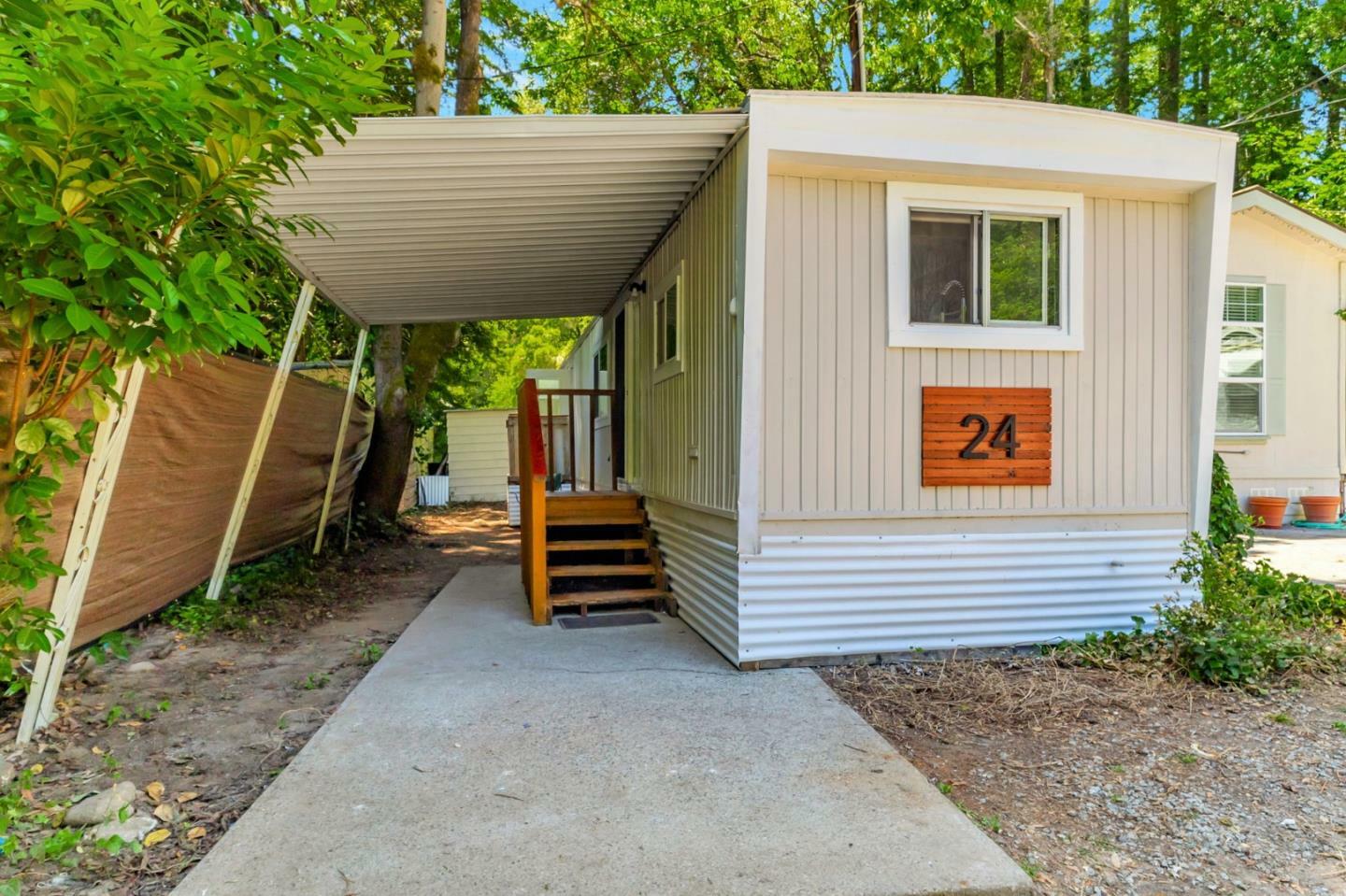 Property Photo:  265 Brown Gables Road 24  CA 95005 