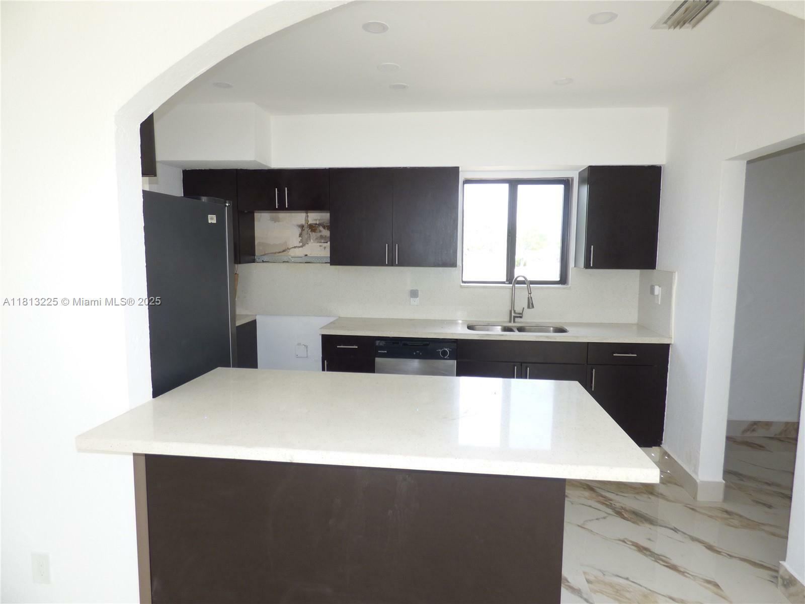 Property Photo: 19245 NW 12th Ave FL 33169
