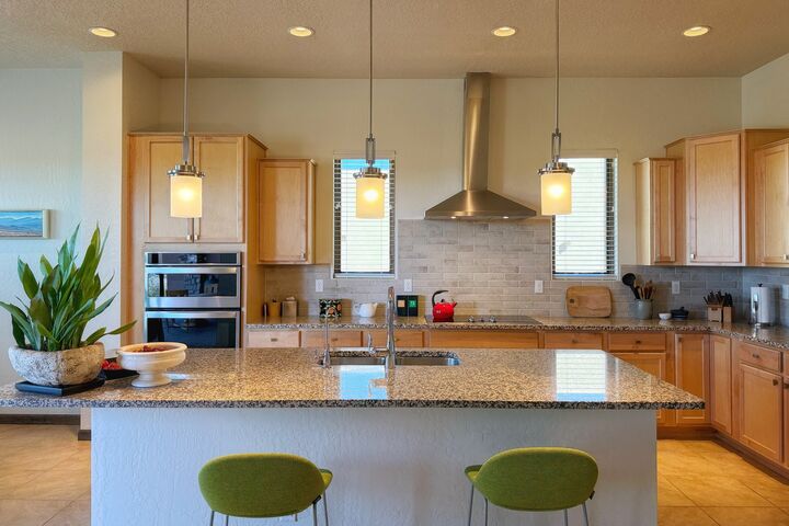 Property Photo: 9 Camino Maravilla NM 87506