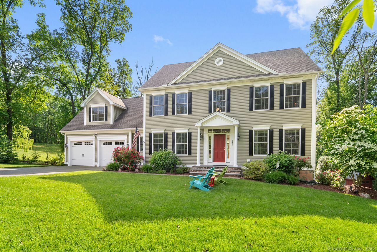 Property Photo:  148 Bellridge Road  CT 06033 