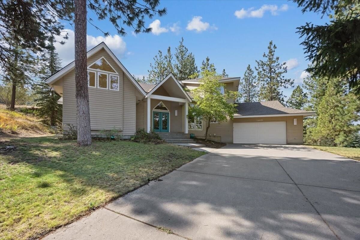Property Photo: 14410 E 45th Ct WA 99037