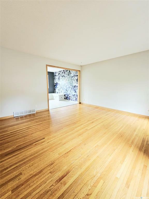 Property Photo: 1119 Asquith Drive SK S0A 0X0