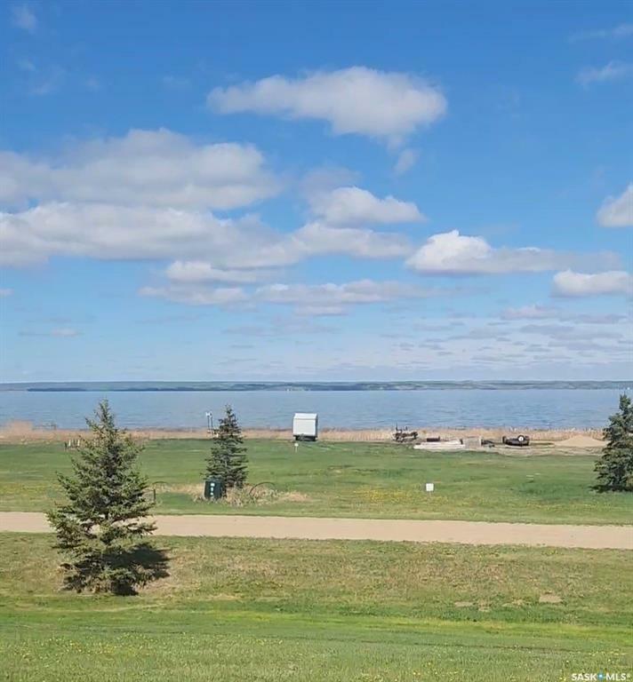 Property Photo: 840 Lakeshore Drive SK S0M 1X0
