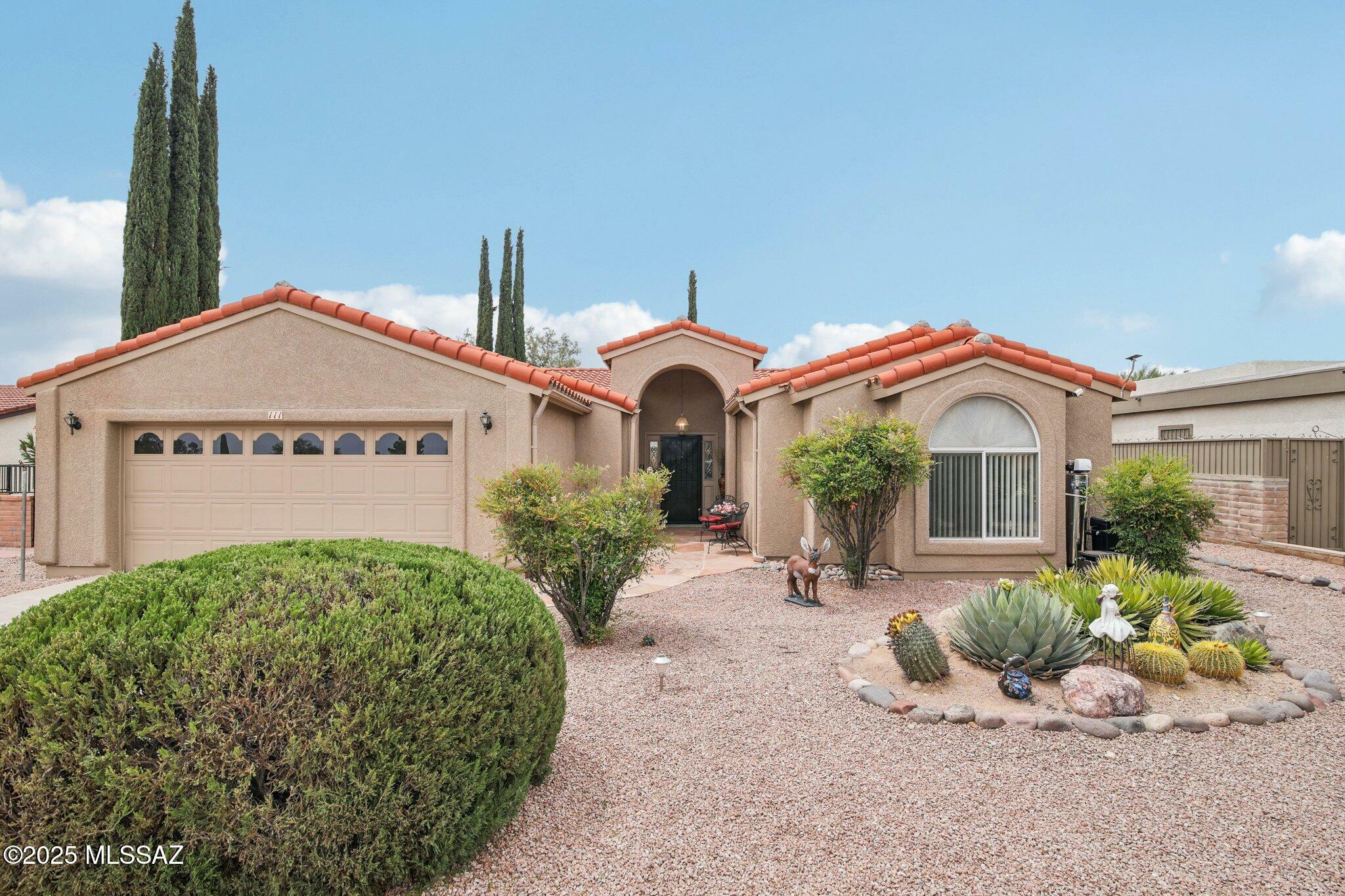 Property Photo: 111 W Paseo Recortado AZ 85614