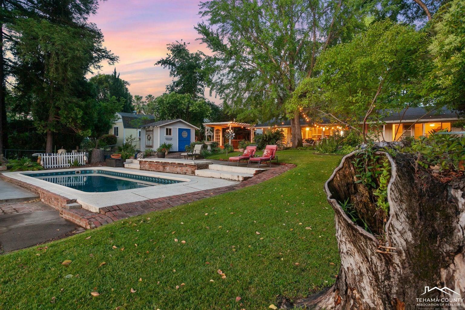 Property Photo: 410 Brearcliffe Drive CA 96080