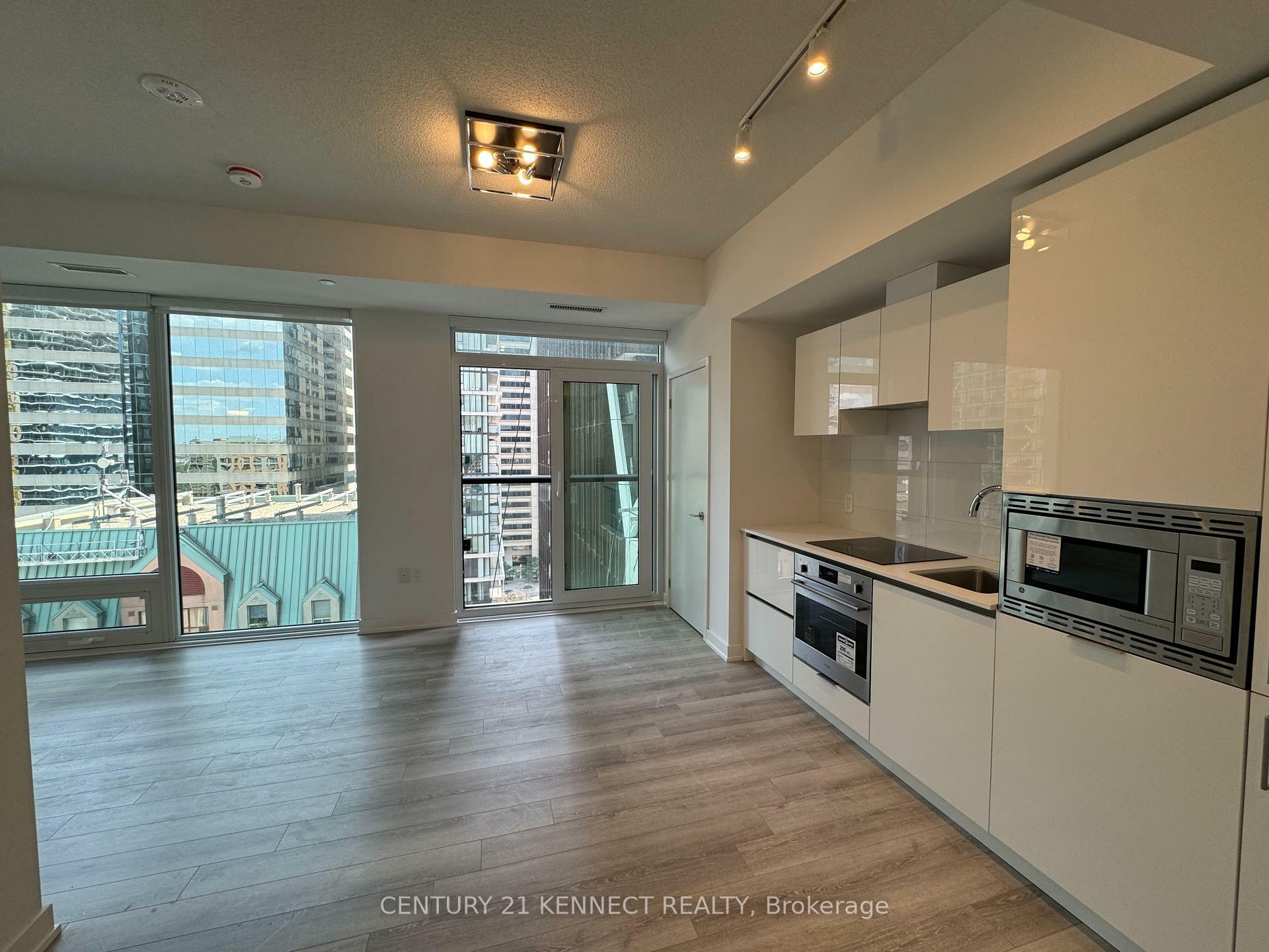 Photo de la propriété: 121 St. Patrick Street 1315 ON M5T 0B8